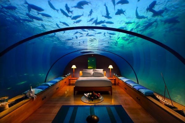 hotels under water in dubai. Sleep Underwater in Hilton