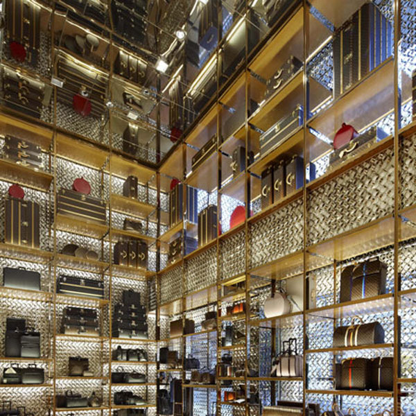 Louis Vuitton Opened its New Flagship London Store - eXtravaganzi