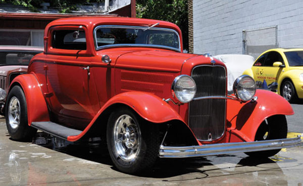 1932 Ford Three Window Hot Rod Coupe