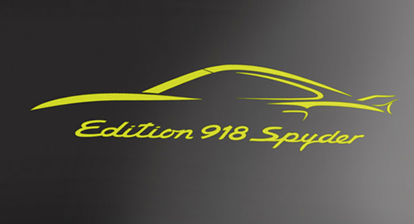 Porsche 911 Turbo S Edition 918 Spyder