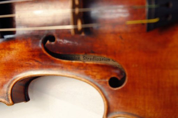 Lady Blunt, World’s Most Expensive Stradivari Violin
