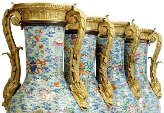 Casino Mogul Steve Wynn Buys $12.8 Million Chinese Vases