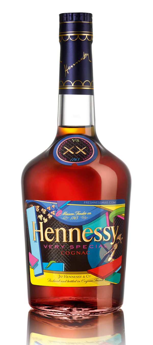 Hennessy & KAWS V.S Bottle Cognac - www.extravaganzi.com