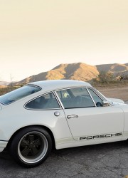 Singer - Cosworth Custom Porsche 911