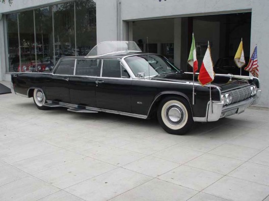 Bonhams to Sell 1964 Lincoln Continental Popemobile
