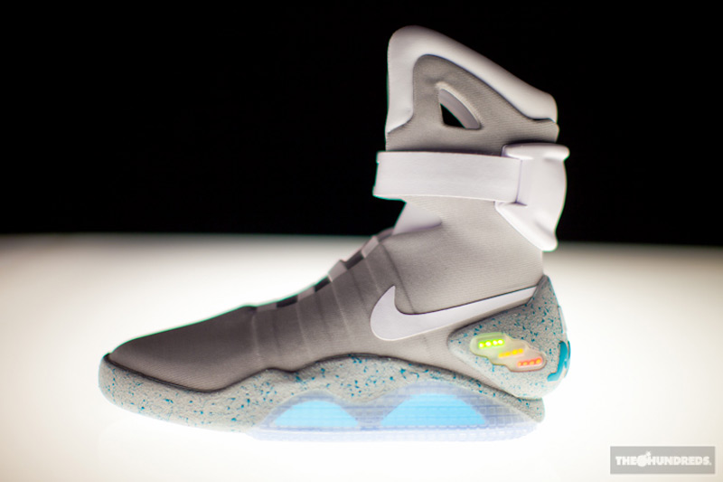 Encyclopedia Steer Prophet Limited Edition Nike Air Mag - Back to the Future Shoes on eBay -  eXtravaganzi