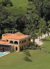 Luxury mansion in Possum Creek, Australia originally built by actor Paul Hogan is up for grabs