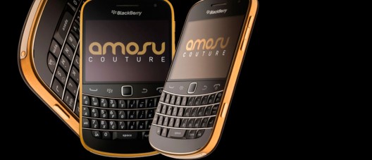 Gold Blackberry Bold 9900 with Swarovski Crystal