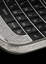 Amosu Couture BlackBerry Bold Full Swarovski 9900