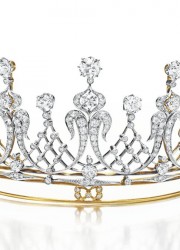 The diamond tiara given to Elizabeth Taylor by her late husband Mike Todd sold for $4.22 million