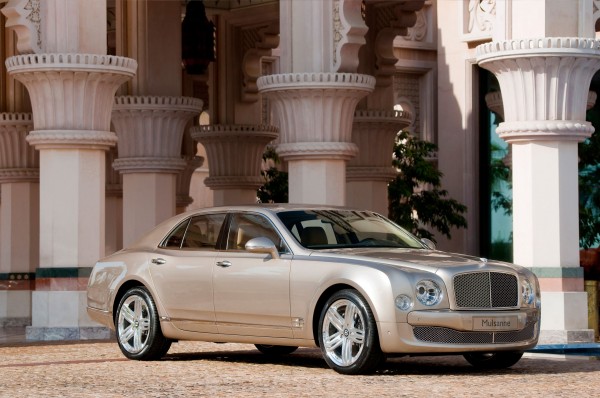 Bentley at The Qatar Iinternational Motor Show  eXtravaganzi