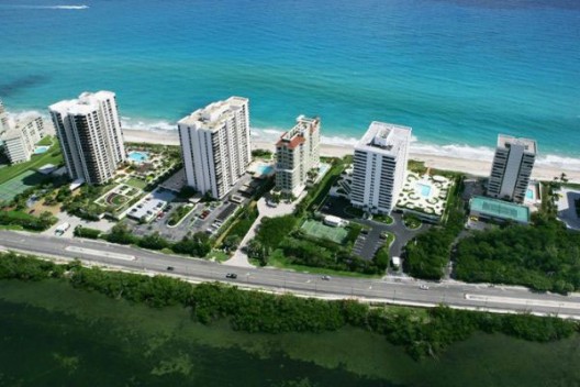 Luxury Oceanfront Condominium on Florida’s Singer Island to be Auctioned