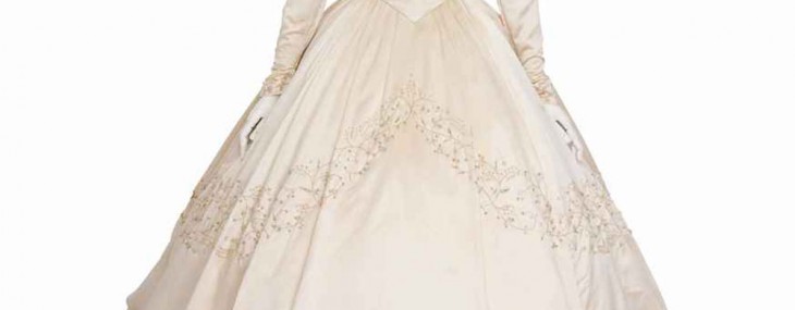 Elizabeth Taylor’s First Wedding Gown Could Fetch $75,000 at Auction