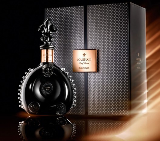 The first Rémy Martin LOUIS XIII Rare Cask 42,6 decanter was auctioned off for $58,000, with proceed going to the charity Chain of Hope