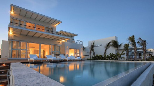 Adult Only, All Suites Blue Diamond Riviera Maya may be less than an hour away from Cancun, but it carries guests far away on a journey of luxurious rejuvenation