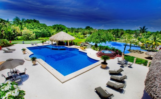 A massive Mediterranean-style mansion in the Dominican Republic is headed to auction on May 15.