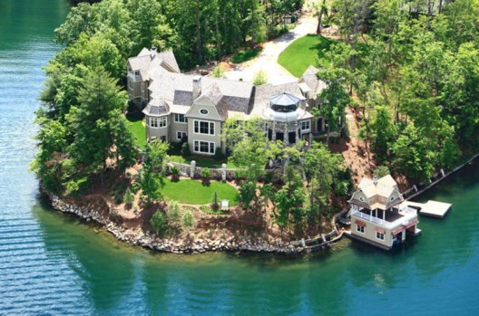 The Pointe on Lake Burton, Nick Saban's Waterfront Estate up For Auction