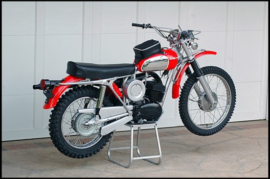 Steve McQueens and Dennis Hoppers motorcycles to be auctioned