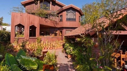 Own It: Frank Lloyd Wright-Inspired Villa on Market for $2.8M