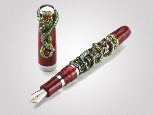 Montegrappa has unveiled the Snake 2013