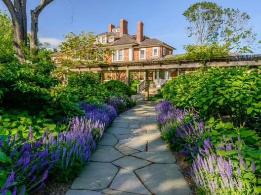 $65,000,000 Worth Property, Once Owned By Richard Gere, On Sale