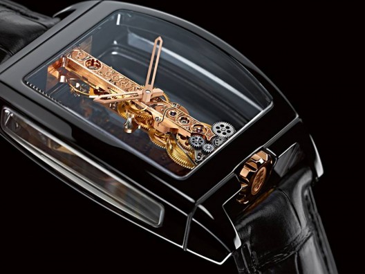 The Swiss manufacturer of watches, Corum, has introduced a new watch of his famous Golden Bridge model