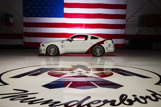 Unique U.S. Air Force Thunderbirds Edition 2014 Ford Mustang GT sells for $398,000
