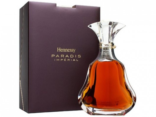 Hennessy Paradis Imperial Cognac raises a toast to its 200 year history in the U.S.