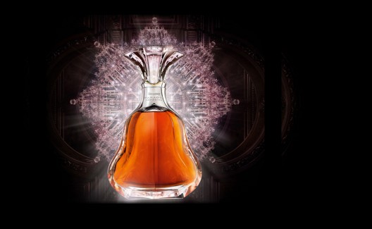 Hennessy Paradis Imperial Cognac raises a toast to its 200 year history in the U.S.