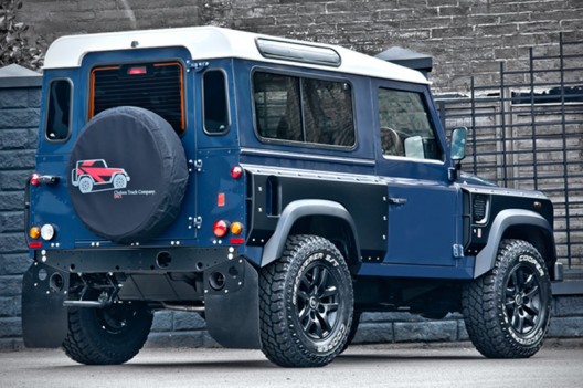 British design house A. Kahn Design has introduced another version of the Land Rover Defender model