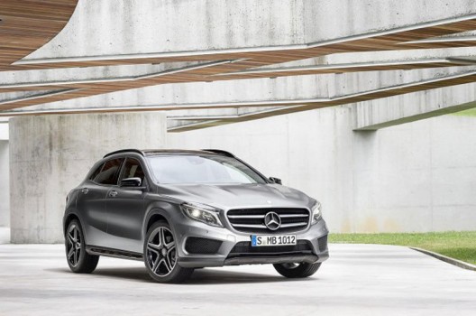 Mercedes has released the first pictures and technical details of the new models of GLA