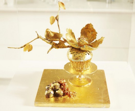The worlds most expensive cupcake with 24 carat gold leaf worth $1200 goes on display