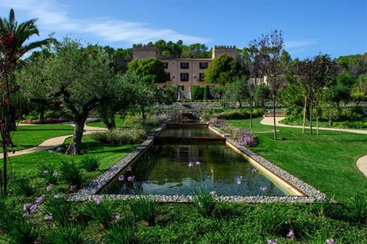 New Mallorca Luxury Resort: Historic Hotel Castell Son Claret