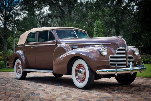 The-1940-Buick-Phaeton-automobile-from-Casablanca-Movie-10