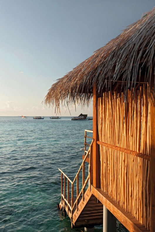 Luxurious Constance Moofushi Maldives Resort