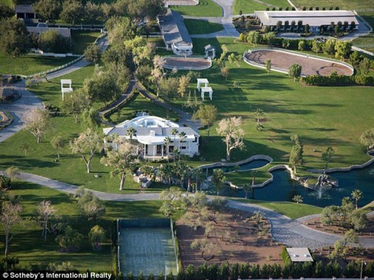 Casa de Shenandoah has been listed on sale for $48 million