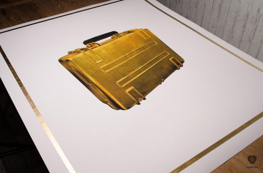 Battlefield 4 gold battlepack goes up the wall as a $2500 gilded print