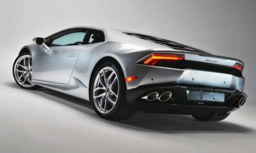 Lamborghini has released the first pictures and technical details of the model Huracan