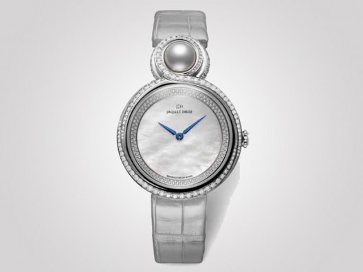 Jaquet Droz The Lady 8? watch comes with pearls and precious stones to accentuate its grace