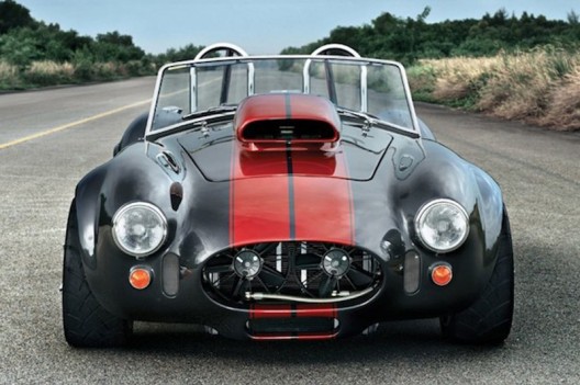 Classy and Powerful Weineck Cobra 780 CUI Supercar
