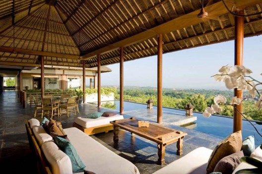 The Longhouse Holiday Villa in Bali With Exquisite Panoramic Views