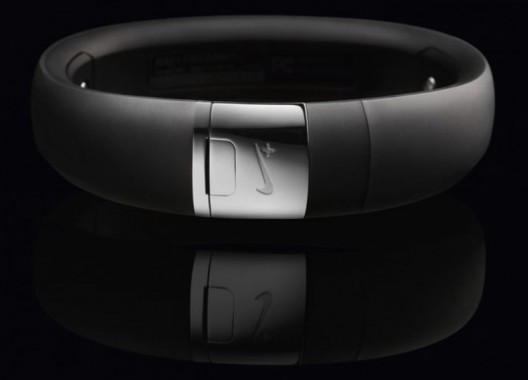 Limited edition Nike+ FuelBand will come in shiny silver