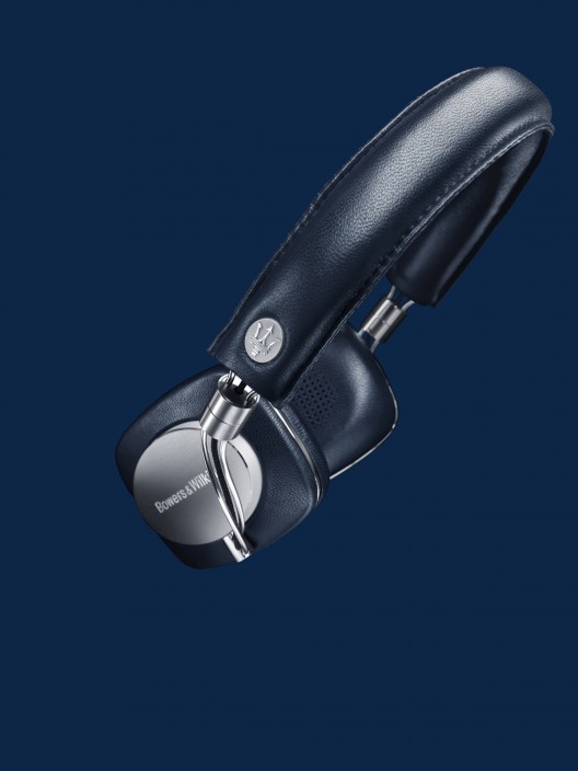 Bowers & Wilkins Maserati Edition P5 Headphones