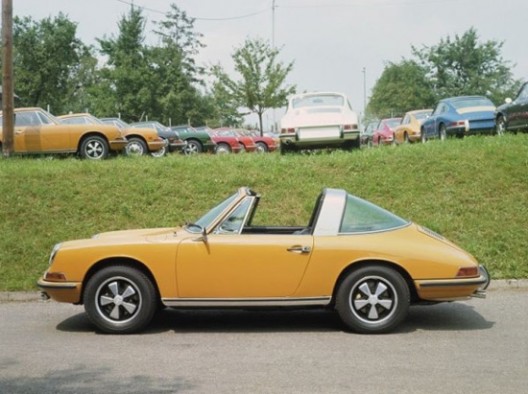History Is Back With New Porsche 911 Targa