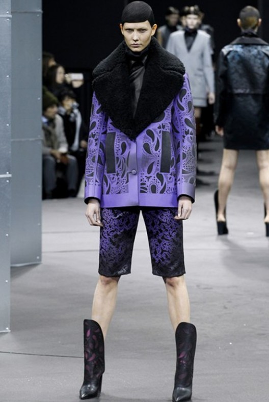 Alexander Wang unveils a $8,000 color changing thermo reactive coat