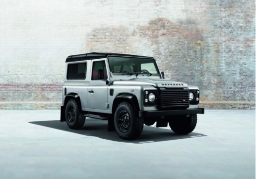 Defender XS with new packages, Black Pack and Silver Pack