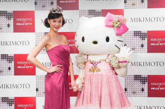 Unique Hello Kitty Tiara By Mikimoto Dazzles With Diamonds And Pearls