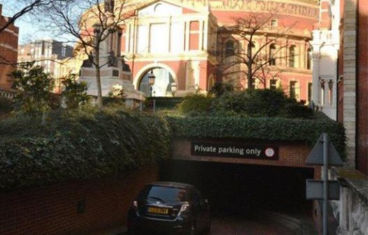 Parking space for two cars near London's Royal Albert Hall has been sold for a staggering 400,000 pounds($665,000)