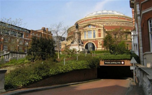 Parking space for two cars near London's Royal Albert Hall has been sold for a staggering 400,000 pounds($665,000)