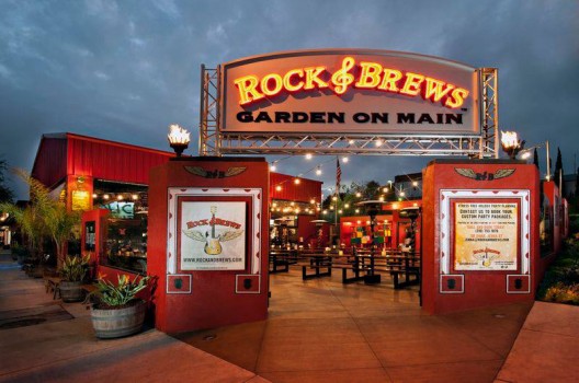 Rockstars Turned Restaurateurs: Gene Simmons & Paul Stanley Roll Out New Rocks & Brews
